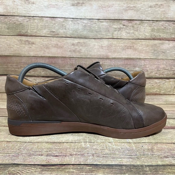 Kizik Brown Leather New York Low Sneakers main image 7